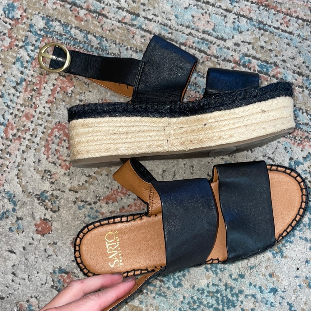 Franco Sarto platform sandal